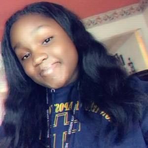 Meet your Posher, Danai